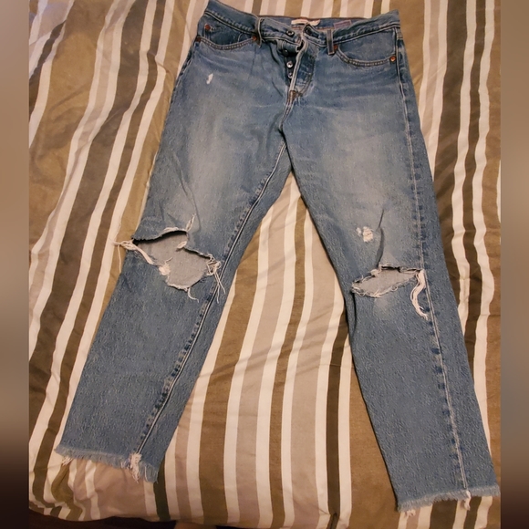 Levi's wedgie high rise cropped jeans size 31 - Picture 1 of 3